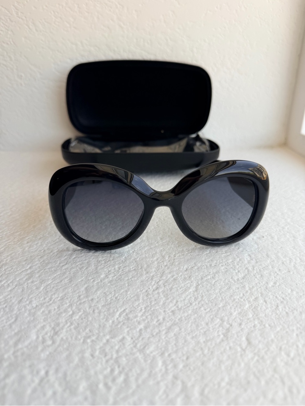 Moschino Black Gloss Oversized Round Sunglasses